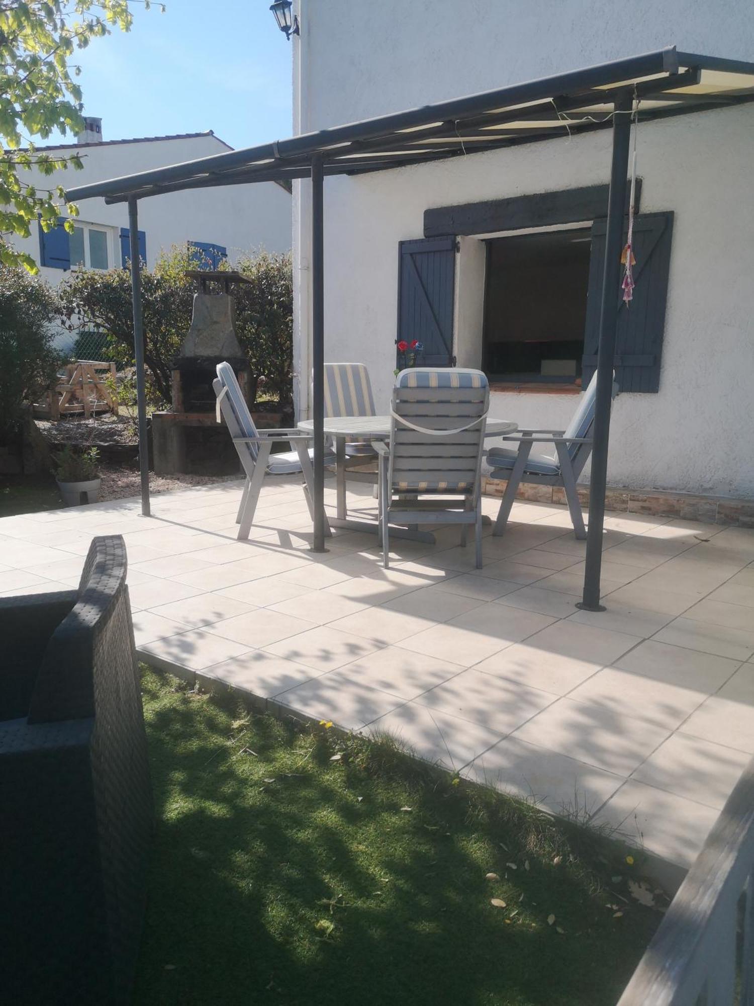 Le Mas Du Bijou Bleu Puget-sur Argens Pokoj fotografie